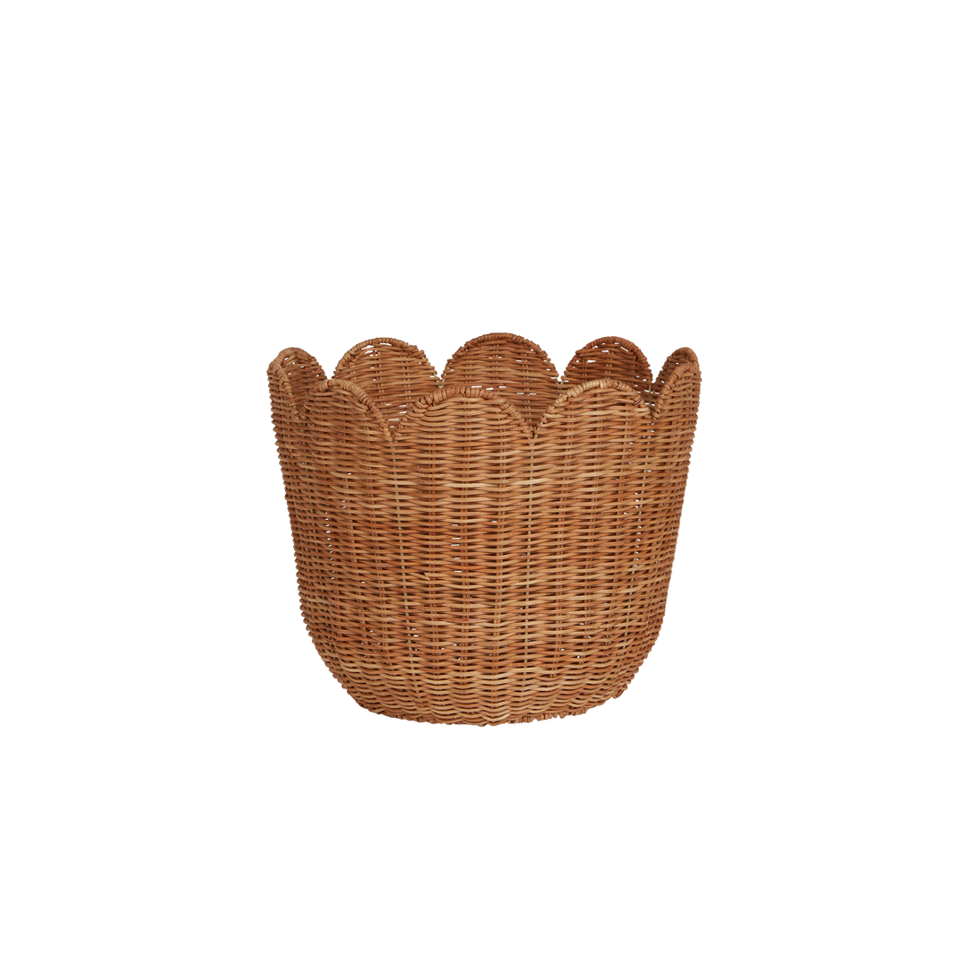 Rattan Tulip Basket Natural: Charming Storage Solution