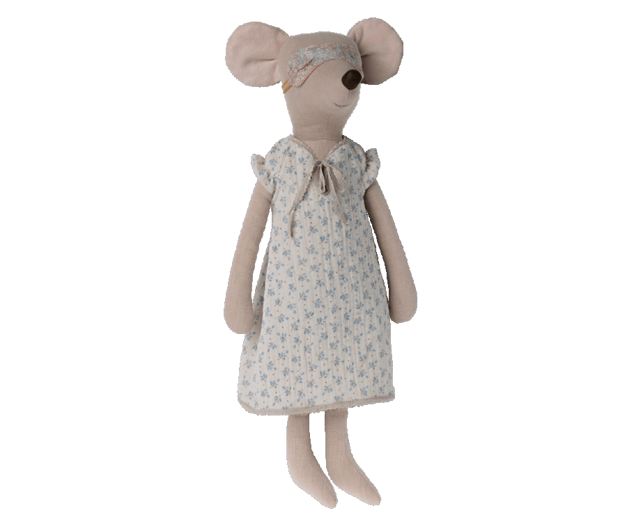 Maxi Mouse in Nightgown: Cozy Evening Wear