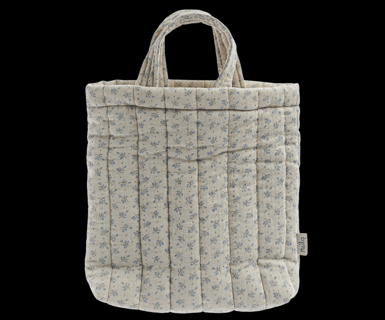 Chic Tote Bag: Madelaine Design - Perfect for Carrying Everyday Necessities