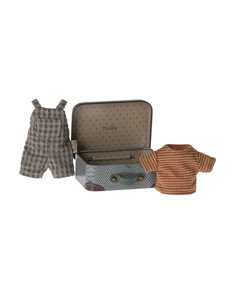 Get ready for adorable adventures with the Maileg Big Brother Mouse Overalls & Shirt in Suitcase - a must-have for your dollhouse wardrobe