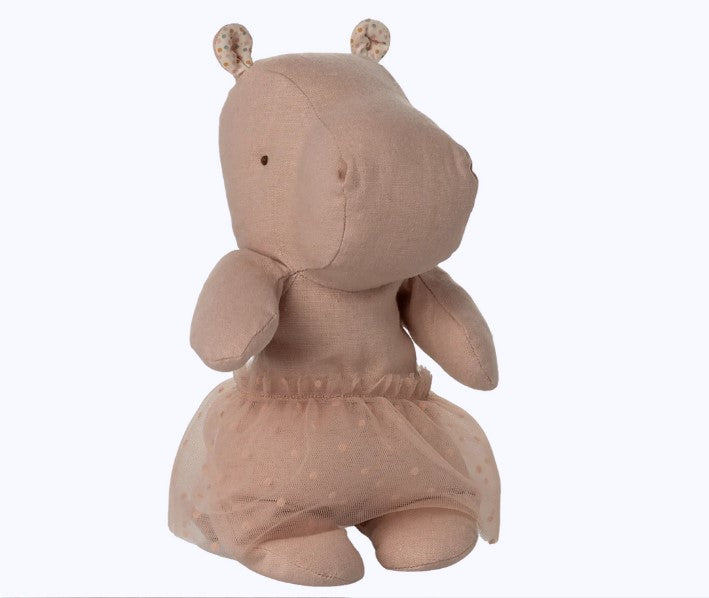 Safari friends, Hippo w. skirt, Small - Soft rose (End of March Pre-Order)