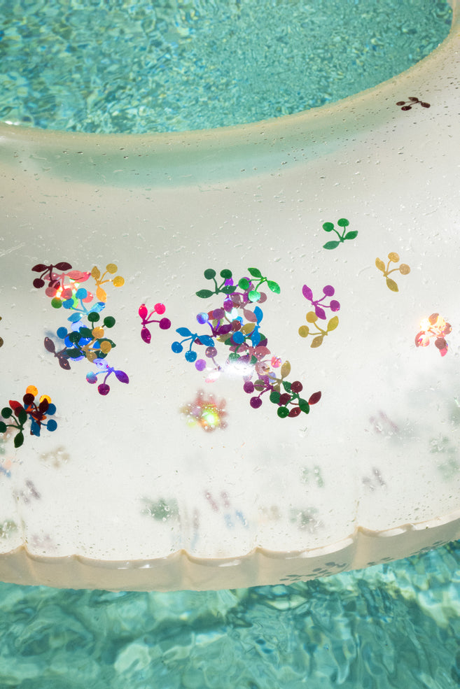 Konges Slojd - Grande Swim Ring - Cherry Blush Transparent Confetti: Colorful Pool Float