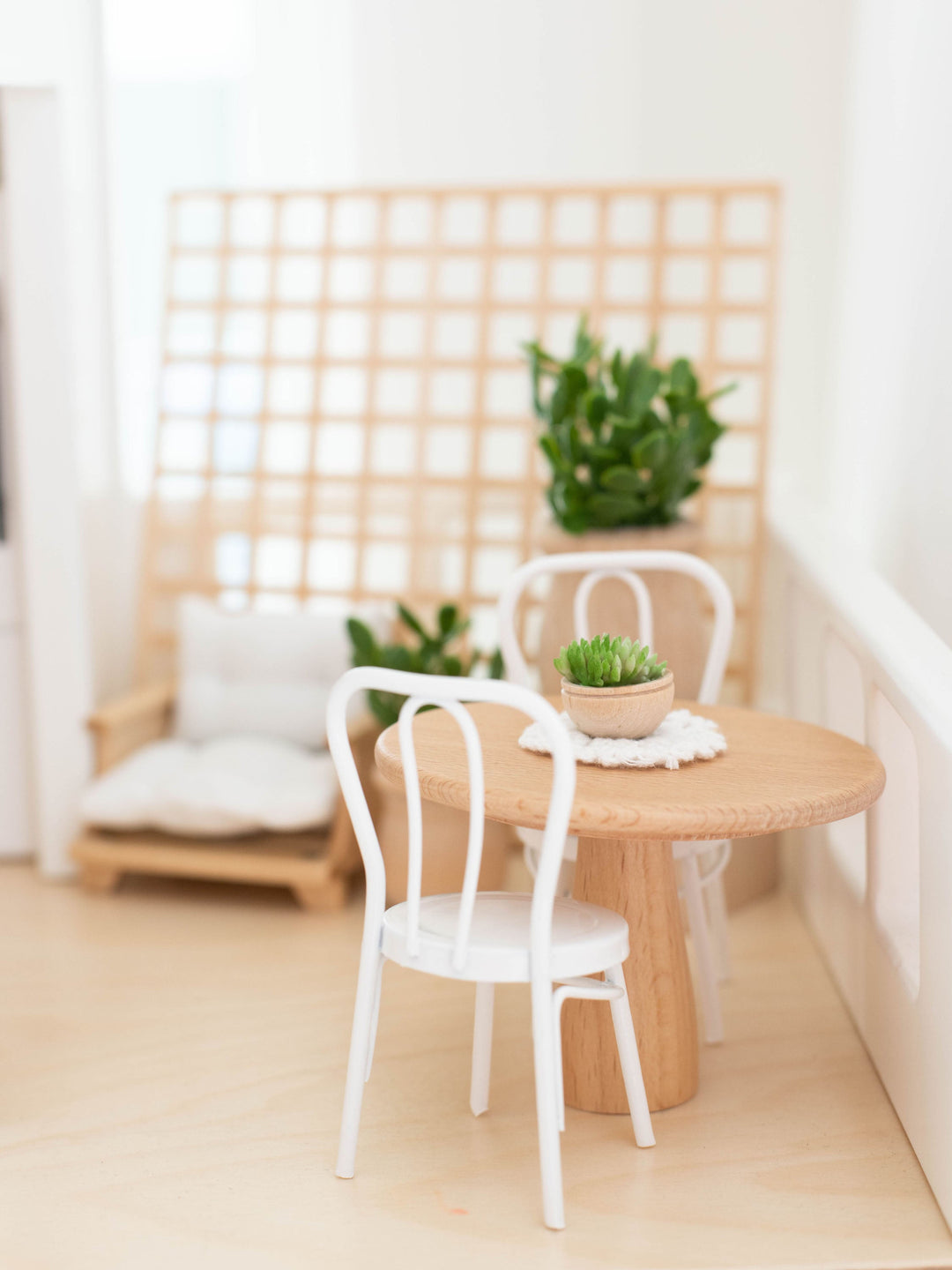 Round Bistro Dining Table | Natural Wood