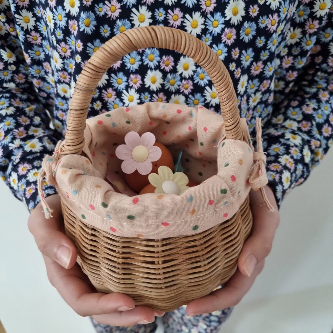 Rattan Berry Bunny Basket - Natural Rattan/Gumdrop