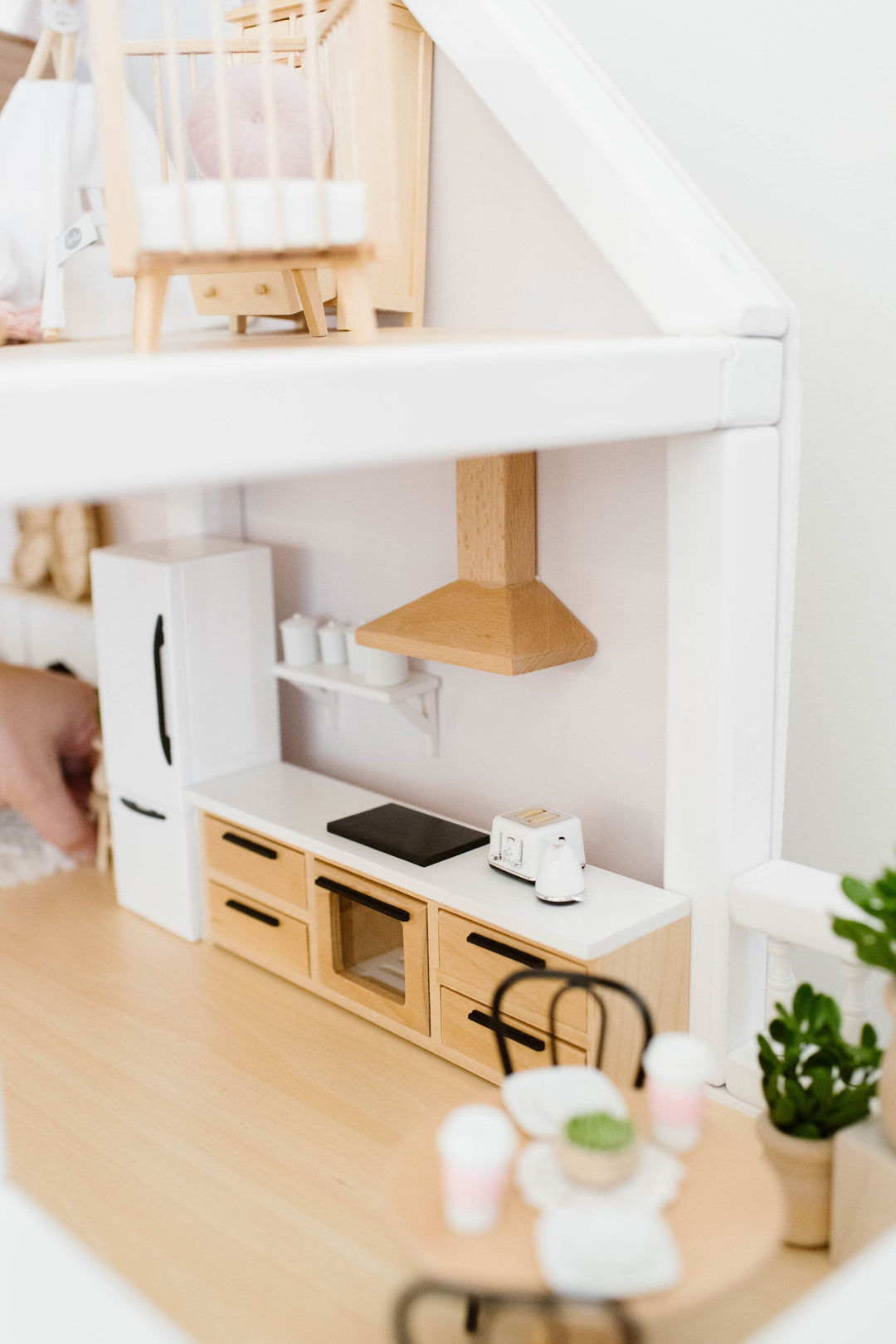 Modern Straight Kitchen Base Cabinets + Cooktop + Oven | Natural Wood