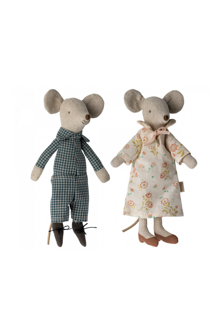 Maileg Cigarbox Set with Grandma & Grandpa Mice - Enhance your miniature world