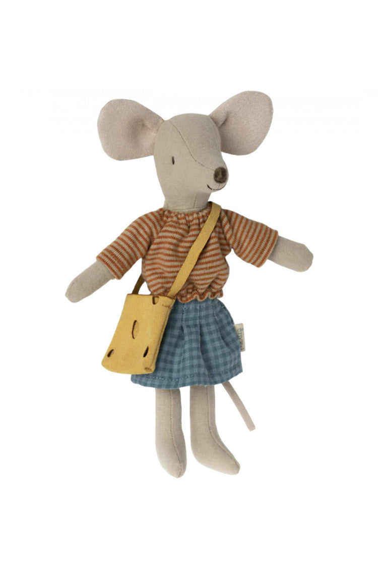 Meet the adorable Maileg Mum Mouse, the perfect addition to your dollhouse collection this spring '23